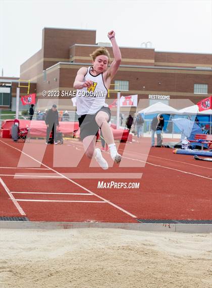 Thumbnail 2 in Caveman Classic Invitational photogallery.