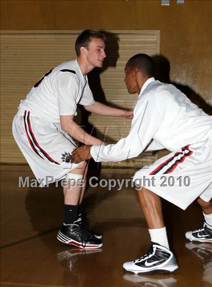 Thumbnail 3 in Harvard-Westlake Senior Night photogallery.