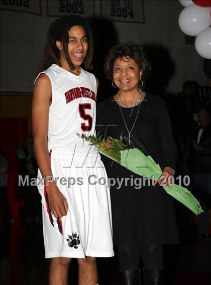 Thumbnail 3 in Harvard-Westlake Senior Night photogallery.