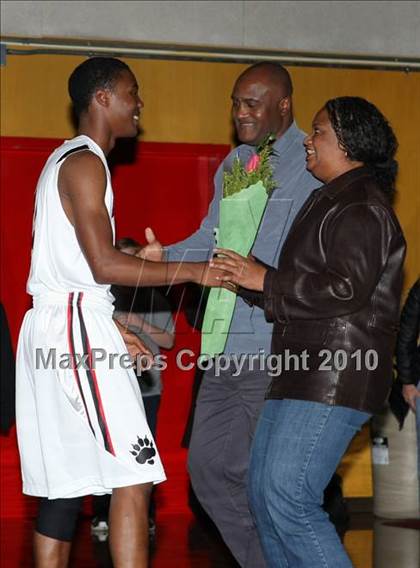 Thumbnail 3 in Harvard-Westlake Senior Night photogallery.