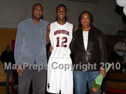 Thumbnail 3 in Harvard-Westlake Senior Night photogallery.