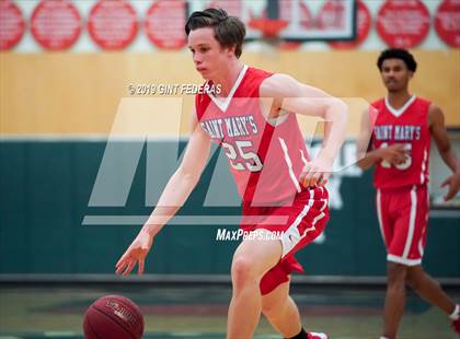 Thumbnail 2 in Fairfield vs. Saint Mary's (DLS Vontoure Classic) photogallery.