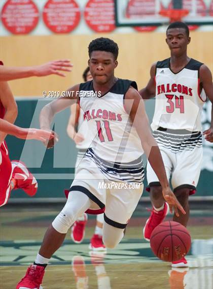 Thumbnail 1 in Fairfield vs. Saint Mary's (DLS Vontoure Classic) photogallery.