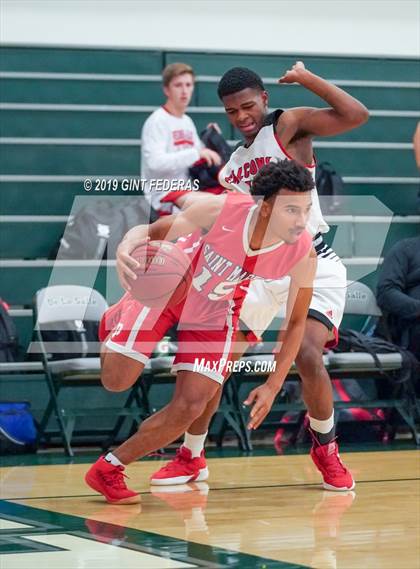 Thumbnail 1 in Fairfield vs. Saint Mary's (DLS Vontoure Classic) photogallery.