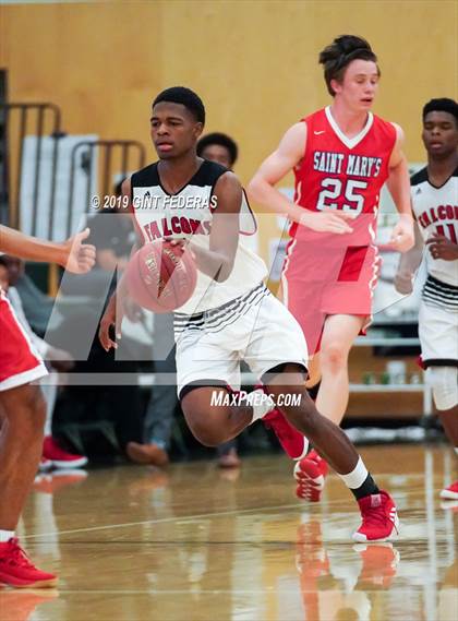 Thumbnail 1 in Fairfield vs. Saint Mary's (DLS Vontoure Classic) photogallery.