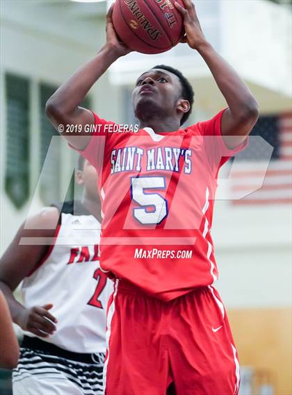 Thumbnail 1 in Fairfield vs. Saint Mary's (DLS Vontoure Classic) photogallery.