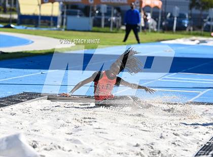 Thumbnail 2 in IMG Academy Invitational (Field Events) photogallery.