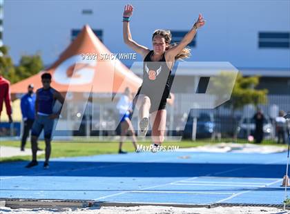 Thumbnail 3 in IMG Academy Invitational (Field Events) photogallery.