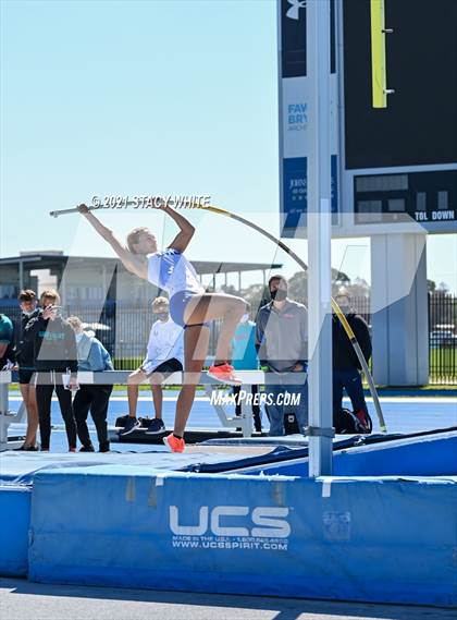 Thumbnail 3 in IMG Academy Invitational (Field Events) photogallery.