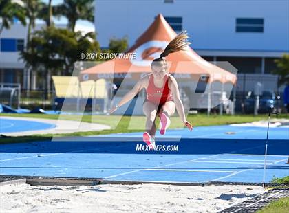 Thumbnail 2 in IMG Academy Invitational (Field Events) photogallery.