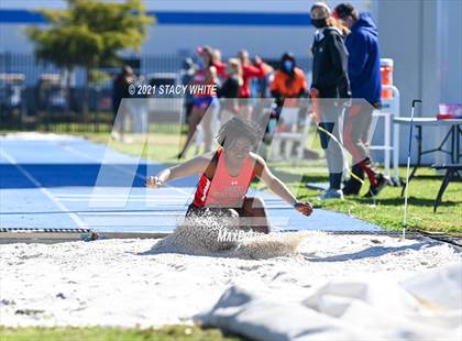 Thumbnail 3 in IMG Academy Invitational (Field Events) photogallery.