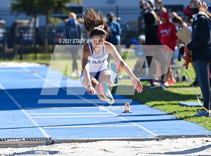 Thumbnail 2 in IMG Academy Invitational (Field Events) photogallery.