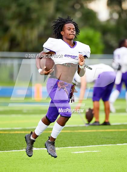 Thumbnail 2 in Spoto @ Sumner photogallery.