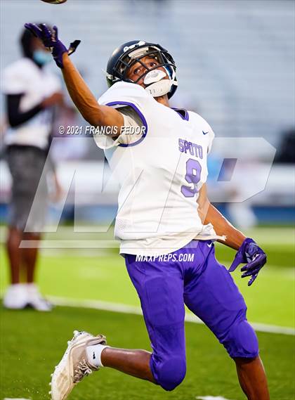 Thumbnail 3 in Spoto @ Sumner photogallery.