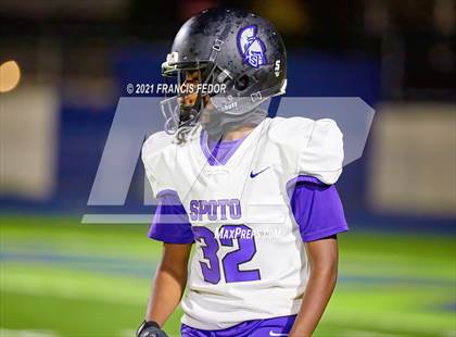 Thumbnail 3 in Spoto @ Sumner photogallery.