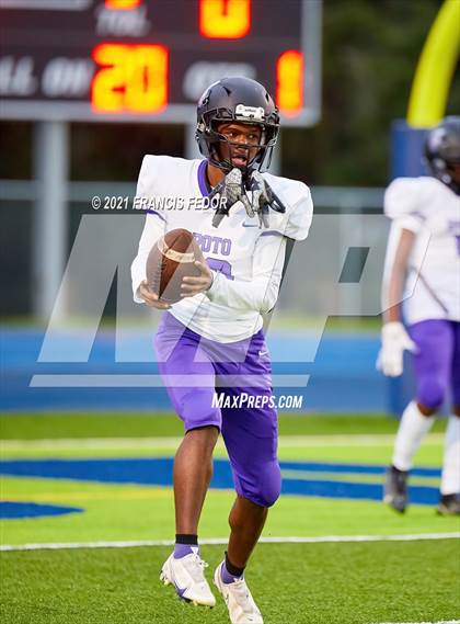 Thumbnail 2 in Spoto @ Sumner photogallery.