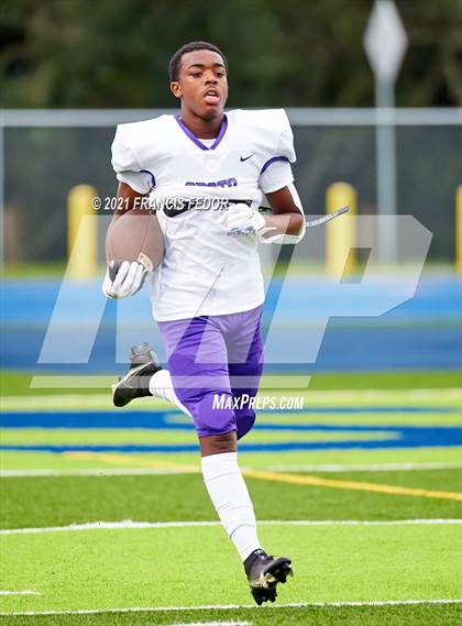 Thumbnail 1 in Spoto @ Sumner photogallery.