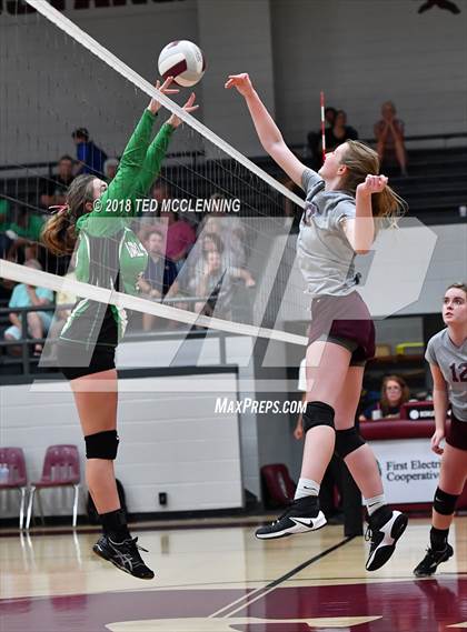 Thumbnail 3 in Valley Springs @ Perryville photogallery.