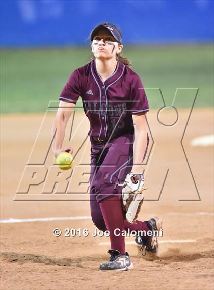Thumbnail 1 in Los Fresnos vs Lee [Robert E.] (Southside Tournament) photogallery.