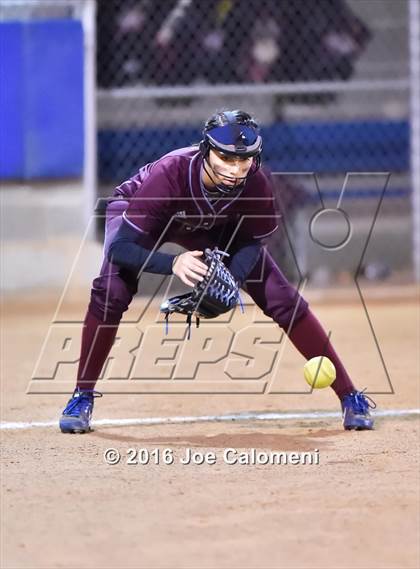Thumbnail 2 in Los Fresnos vs Lee [Robert E.] (Southside Tournament) photogallery.