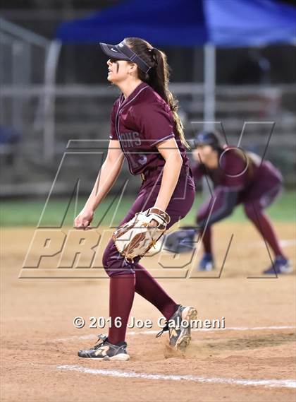 Thumbnail 3 in Los Fresnos vs Lee [Robert E.] (Southside Tournament) photogallery.