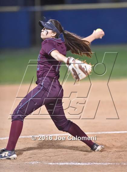 Thumbnail 1 in Los Fresnos vs Lee [Robert E.] (Southside Tournament) photogallery.