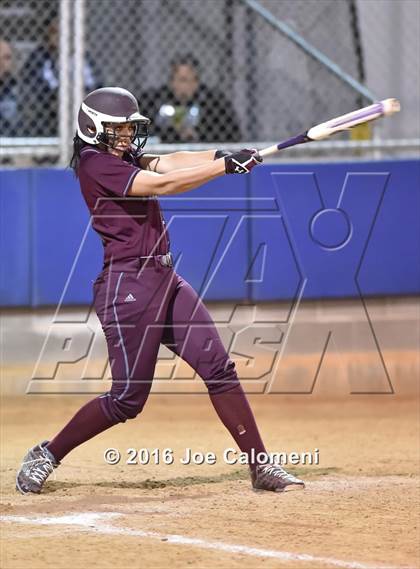 Thumbnail 1 in Los Fresnos vs Lee [Robert E.] (Southside Tournament) photogallery.