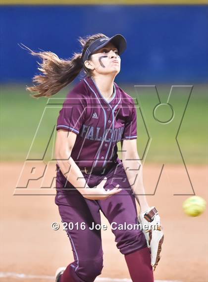 Thumbnail 3 in Los Fresnos vs Lee [Robert E.] (Southside Tournament) photogallery.