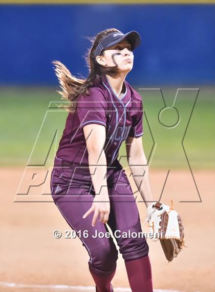 Thumbnail 1 in Los Fresnos vs Lee [Robert E.] (Southside Tournament) photogallery.