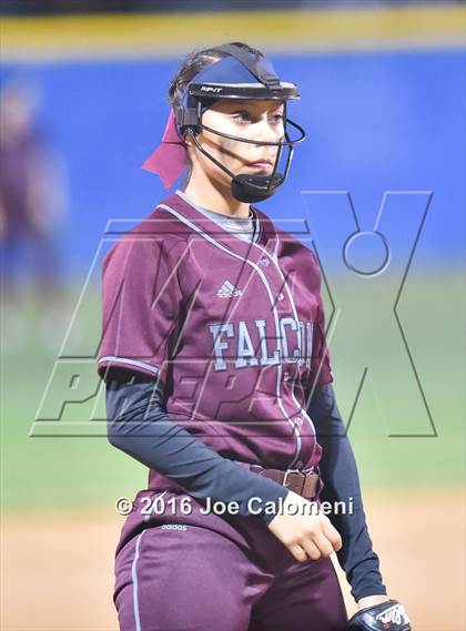 Thumbnail 1 in Los Fresnos vs Lee [Robert E.] (Southside Tournament) photogallery.