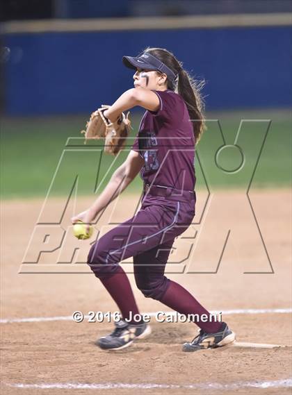 Thumbnail 3 in Los Fresnos vs Lee [Robert E.] (Southside Tournament) photogallery.