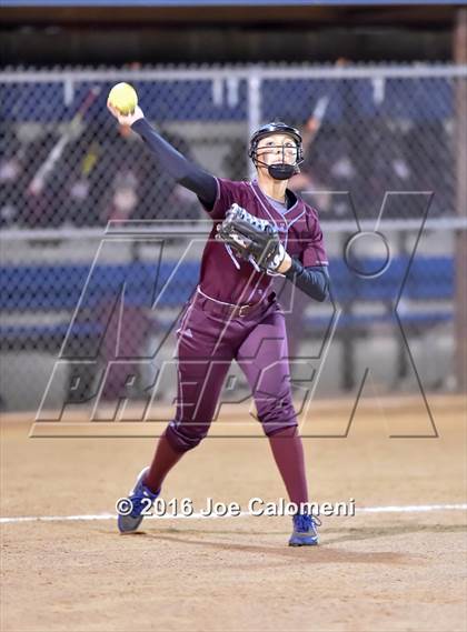 Thumbnail 1 in Los Fresnos vs Lee [Robert E.] (Southside Tournament) photogallery.