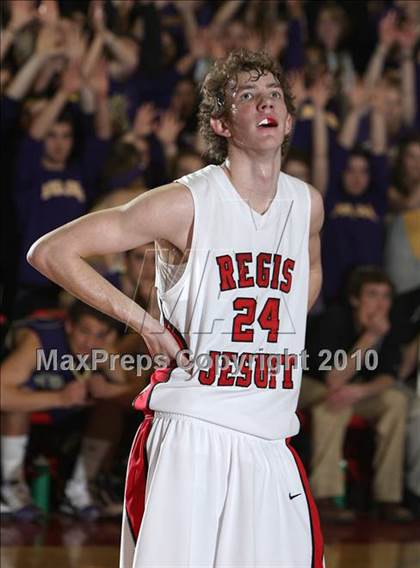 Thumbnail 2 in Boulder @ Regis Jesuit (5A Sweet 16) photogallery.