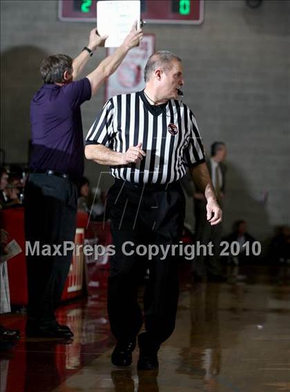 Thumbnail 2 in Boulder @ Regis Jesuit (5A Sweet 16) photogallery.