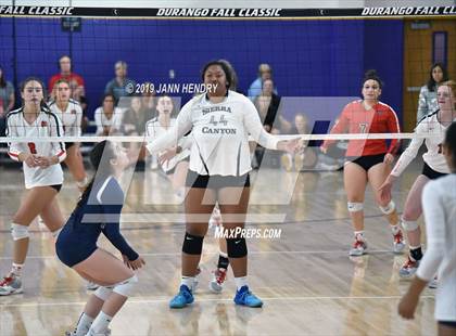 Thumbnail 1 in Mater Dei vs Sierra Canyon (Durango Fall Classic) photogallery.