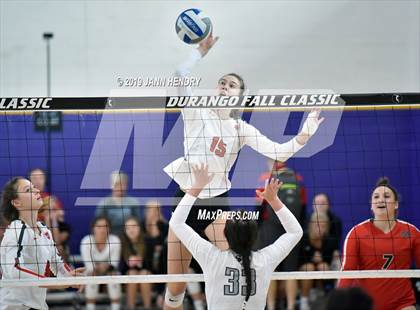 Thumbnail 3 in Mater Dei vs Sierra Canyon (Durango Fall Classic) photogallery.