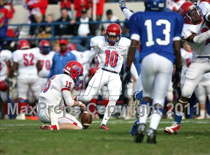 Thumbnail 3 in Aberdeen vs. Forest (MHSAA Class 3A Final) photogallery.