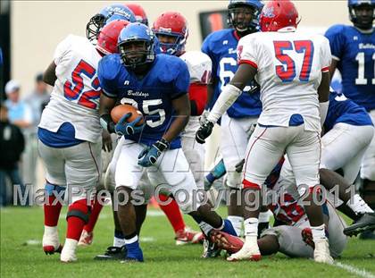 Thumbnail 1 in Aberdeen vs. Forest (MHSAA Class 3A Final) photogallery.