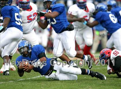 Thumbnail 2 in Aberdeen vs. Forest (MHSAA Class 3A Final) photogallery.