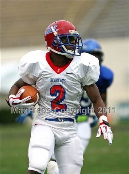 Thumbnail 3 in Aberdeen vs. Forest (MHSAA Class 3A Final) photogallery.