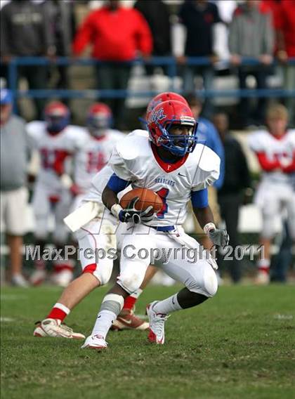 Thumbnail 1 in Aberdeen vs. Forest (MHSAA Class 3A Final) photogallery.