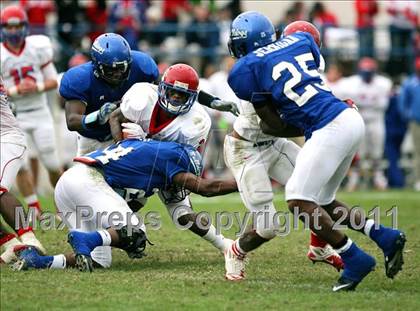 Thumbnail 2 in Aberdeen vs. Forest (MHSAA Class 3A Final) photogallery.