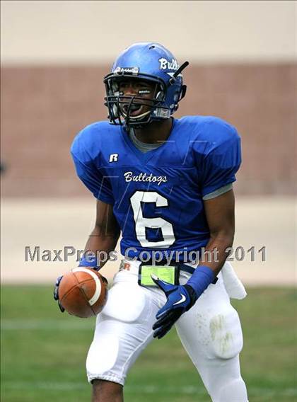 Thumbnail 1 in Aberdeen vs. Forest (MHSAA Class 3A Final) photogallery.