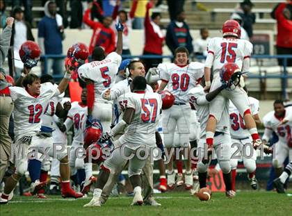 Thumbnail 2 in Aberdeen vs. Forest (MHSAA Class 3A Final) photogallery.