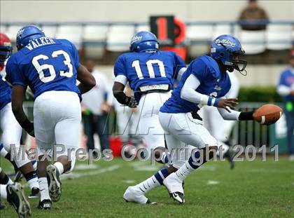 Thumbnail 1 in Aberdeen vs. Forest (MHSAA Class 3A Final) photogallery.
