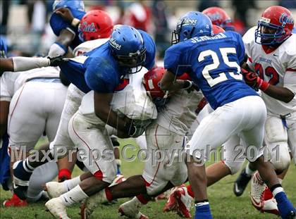 Thumbnail 3 in Aberdeen vs. Forest (MHSAA Class 3A Final) photogallery.