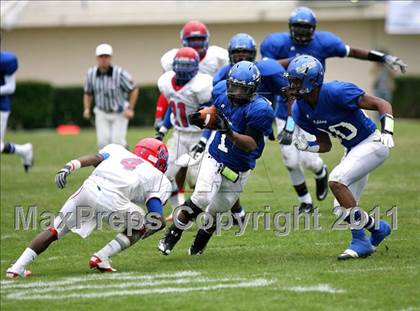 Thumbnail 2 in Aberdeen vs. Forest (MHSAA Class 3A Final) photogallery.
