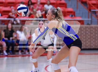 Thumbnail 1 in Brock @ Glen Rose photogallery.