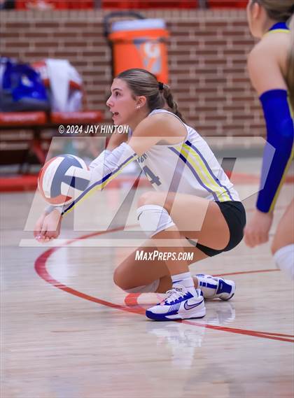 Thumbnail 1 in Brock @ Glen Rose photogallery.