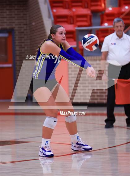 Thumbnail 3 in Brock @ Glen Rose photogallery.
